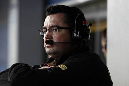 Boullier, Renault'nun 2012'de forma döneceğinden emin