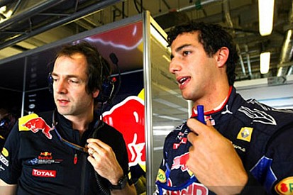 Ricciardo Karthikeyan'ın yerini almaya hazırlanıyor