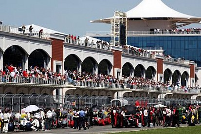 Ecclestone'a teklif: F1 pistinin işletmesini verin, seyirci garanti!