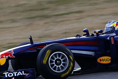 Barcelona testleri 2. gün - Vettel liderliği bırakmadı