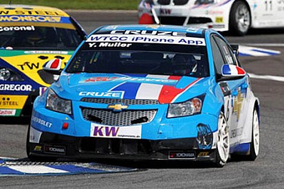 Muller, WTCC şampiyonluğuna bir adım daha yaklaştı