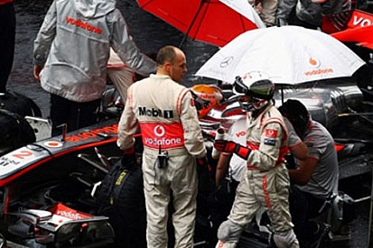 Hamilton: Şampiyonada her şey olabilir