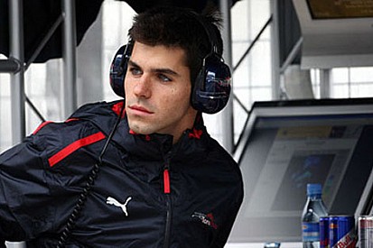 Alguersuari STR'deki yerinden artık emin