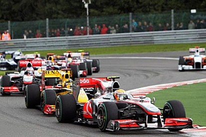 Olaylı Belçika Grand Prix'sini Hamilton kazandı