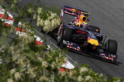 Britanya Grand Prix Cuma 2. antrenman turları - Webber günü lider tamamladı