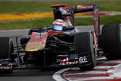 'Red Bull 2012 için Buemi'yi düşünüyor'