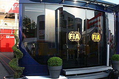 FIA pite dönüş kuralına açıklık getiriyor