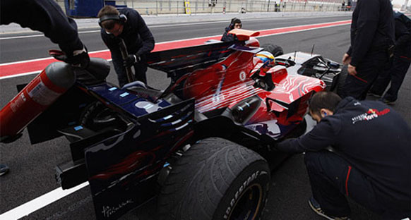 Bourdais yeni STR3'den ümitli