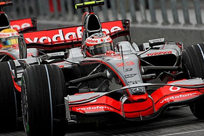 McLaren sürücüleri ile soru-cevap