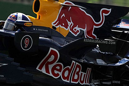 Coulthard dikiz aynalarından yakındı