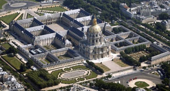 Paris, eşsiz manzarasıyla Formula E'ye hazır