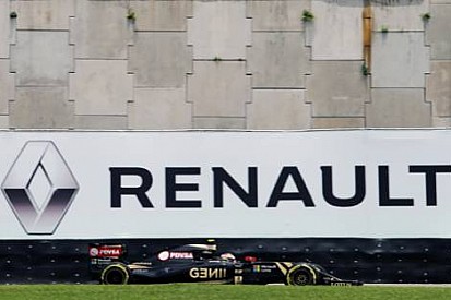 Renault, sponsorlar ile Maldonado'nun geleceğini konuşuyor