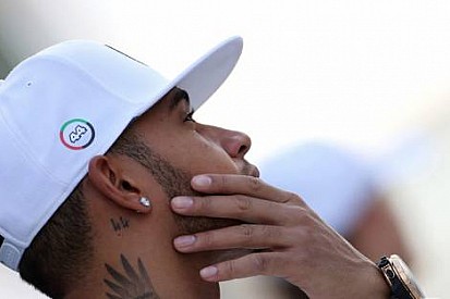 Lewis Hamilton 'Rosberg'e yarım saniye kaybettim'