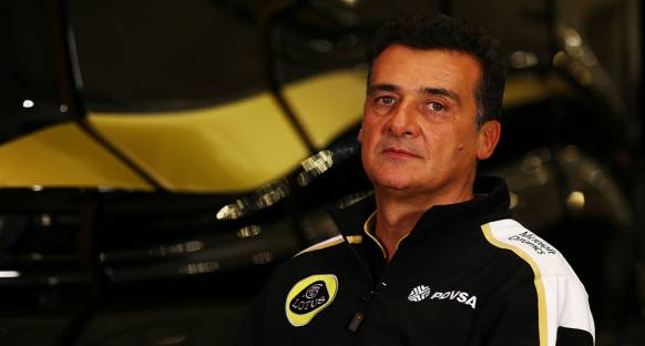 Lotus F1'in gidişatından menun değil.