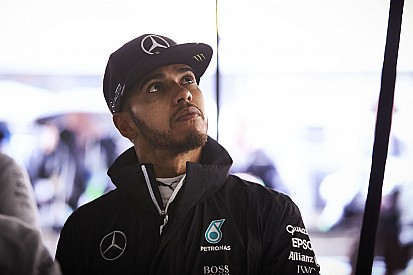 Hamilton no se toma a la ligera la distancia con Rosberg