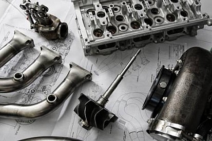 Renault, İspanya'ya daha iyi bir motor ile geliyor