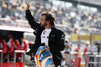 Alonso, pilotların etkisinin azalmasına sitem ediyor
