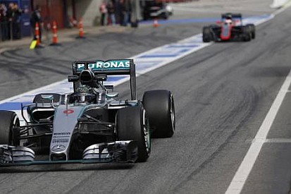 Avustralya GP - 1. Antrenmanlar - Rosberg lider