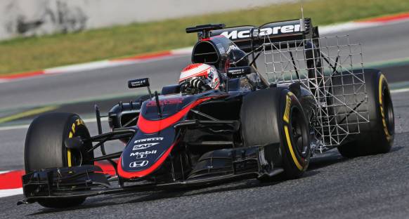Mclaren'de motor problemleri devam ediyor