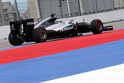 Power Unit 2016: solo 6 gettoni per Ferrari, ancora 11 per Mercedes!