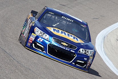 Chase Elliott conquista la pole a Talladega