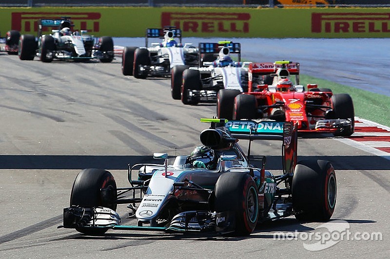 Giri più veloci: fra Mercedes e Ferrari c'è un secondo!