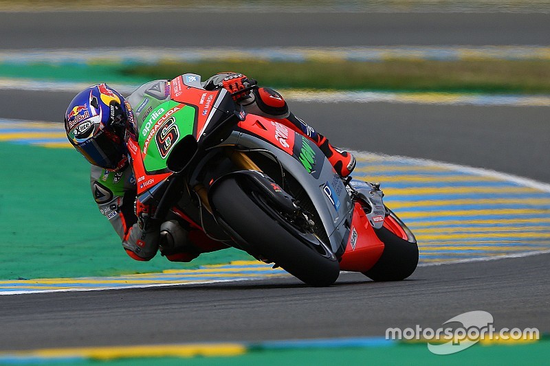 Sesta e settima fila in griglia per le Aprilia di Bautista e Bradl