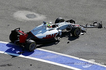 Haas F1 захищає Естебана Гутьєрреса