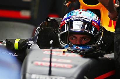 Verstappen na eerste ronden met RB12: “Voel me thuis in deze auto”