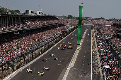 В сотой Indy 500 примут участие 33 гонщика