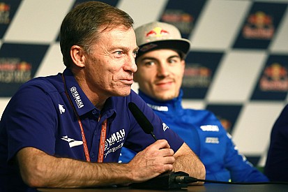Viñales renunció a ganar más dinero al fichar por Yamaha, asegura Jarvis