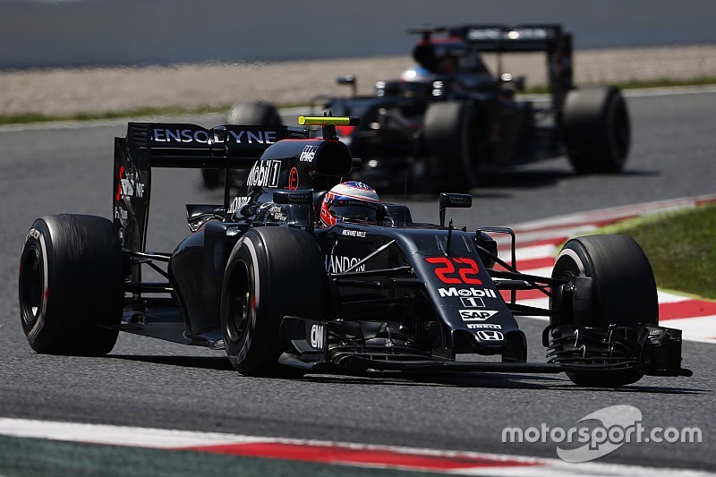 Деннис уверен, что McLaren сможет
