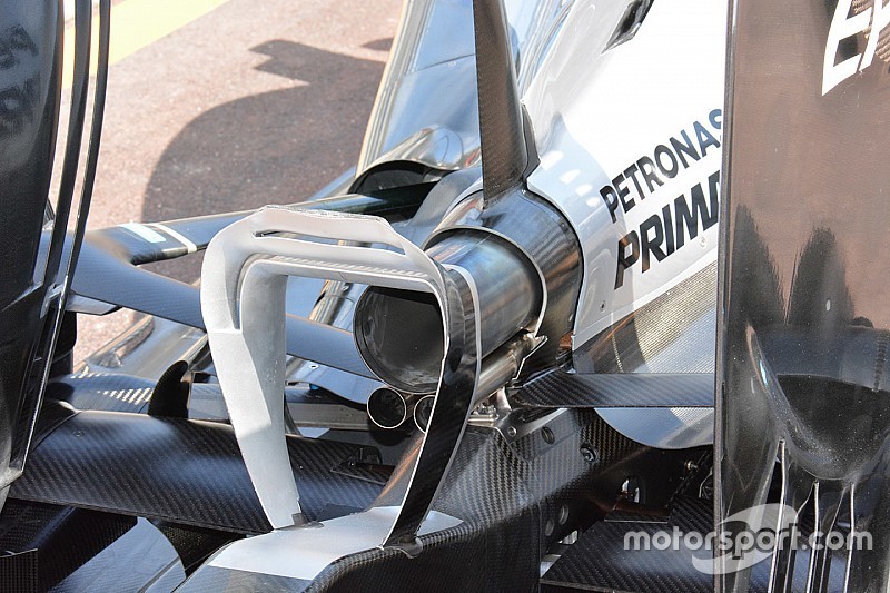 Технічний брифінг: «Сідало мавпи» Mercedes W07