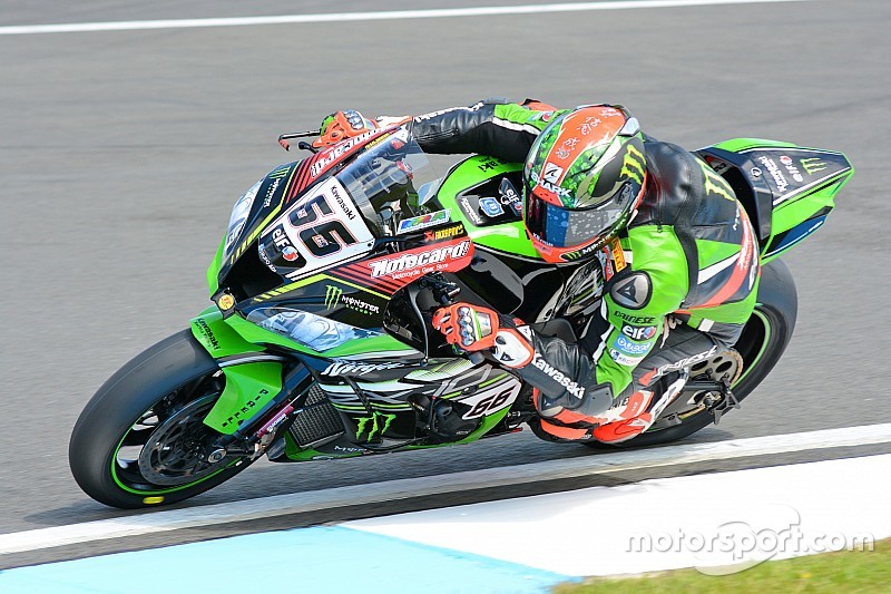 Sykes domina en Donington para su quinta pole de 2016