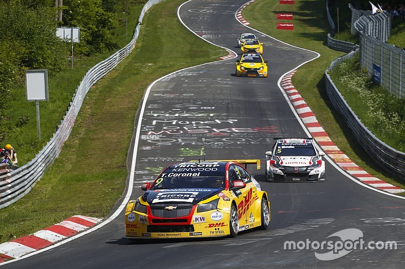 Yokohama onderzoekt exploderende banden in WTCC