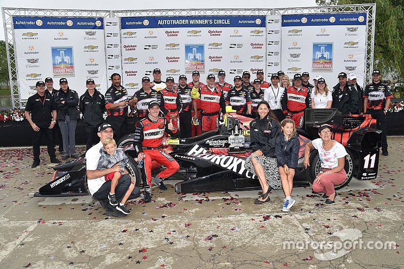 Sebastien Bourdais trionfa a sorpresa a Detroit