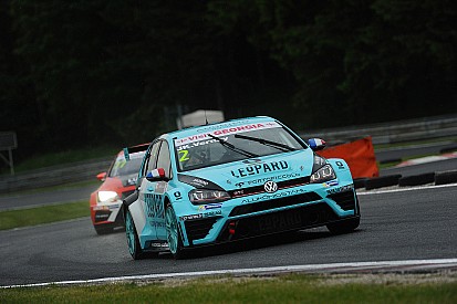 TCR auf dem Salzburgring: Mikhail Grachev und Jean-Karl Vernay gewinnen in Österreich