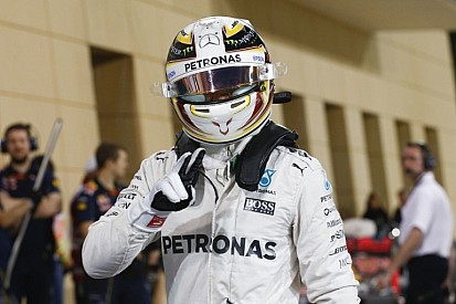 Videós összeállítás Hamilton legutóbbi őrült partijáról