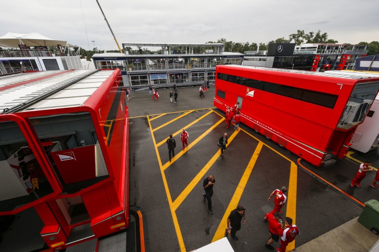 A Forma-1 visszatért Európába: íme az új motorhome-ok!