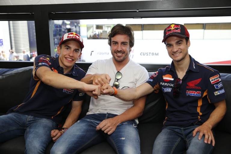Alonso majdnem szívrohamot kapott a MotoGP mugellói versenyén