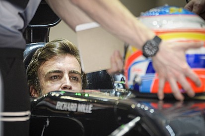 Félig teli a pohár: Alonso közelebb lenne a legjobb tízhez az elkövetkező futamokon