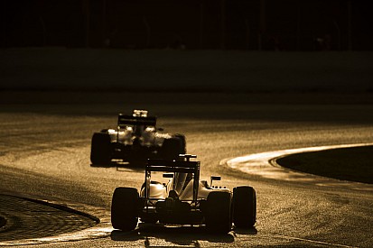 Button szerint a McLaren 14 hónapja nem fejlődött ekkorát, mint ma Barcelonában