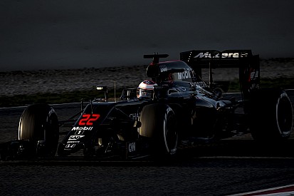 Button: „Futamról futamra jobb lesz a McLaren-Honda”