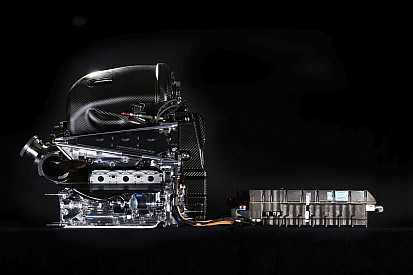 A Mercedes motorja olyan, mint egy aranybánya, és mindig találnak benne rögöt