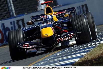 Egy nagyszerű onboard videó a 2006-os Ausztrál Nagydíjról: Coulthard a Red Bullban