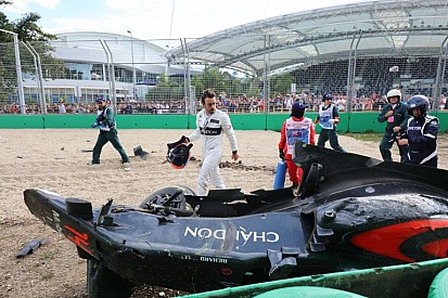 F1-ES MŰSOR: Alonso hihetetlen bukása, Raikkönen borzalmas pechsorozata, Hamiltonnal meg mi van?