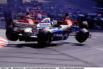 Nézed, és nem hiszel a szemeidnek: hatalmas égés az F1-es versenyzőtől