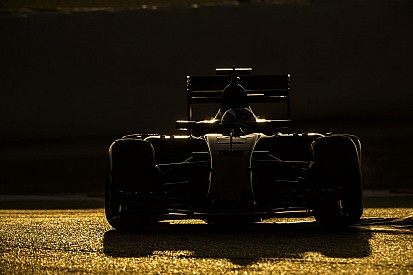 Folytatódik az F1-es teszt Barcelonában: Raikkönen debütál az új Ferrarival