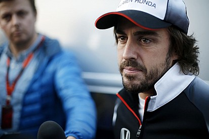 Alonso: A Mercedest csakis a McLaren-Honda győzheti le!