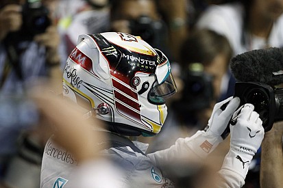 Hamilton 2014-ben ezen a bizonyos napon lett bajnok a Mercedesszel